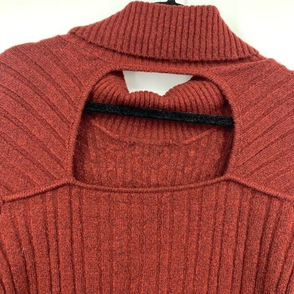Olivia Sky Women's Cable Knit Key Hole Turtleneck in Heather Burg Sz S NWT - Picture 3 of 11